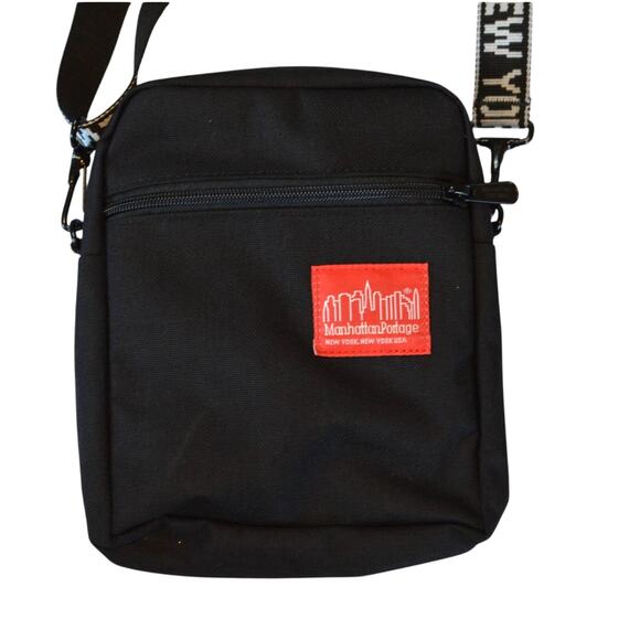 Manhattan Portage Signature "Emblem City Lights" Crossbody Bag in Black - Picture 6 of 8